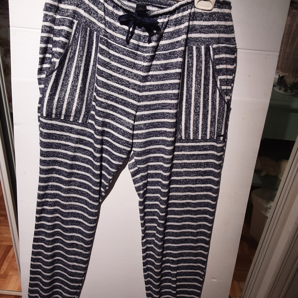 Kensie Girl Navy and White Striped Joggers